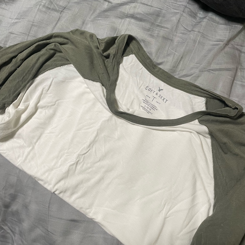 Long sleeve tee